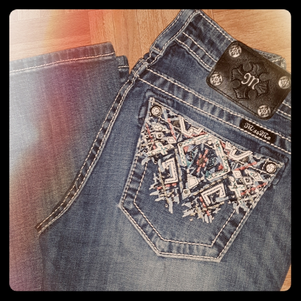 🔆MISS ME BOOTCUT 💠BEADED Aztec-style